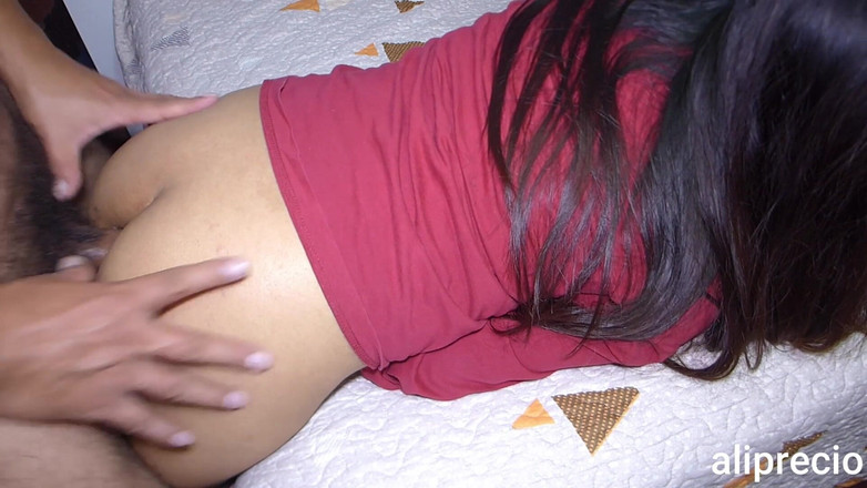 Ali Precio: 男朋友狠狠地操我的菊花，我爱他