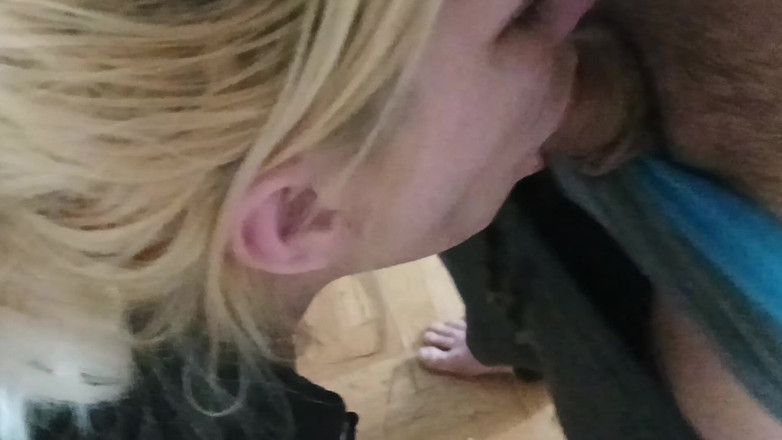 vuana: Blowjob lollipop dan kongkek tekak