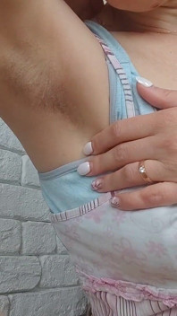 Hairy Armpits Licking