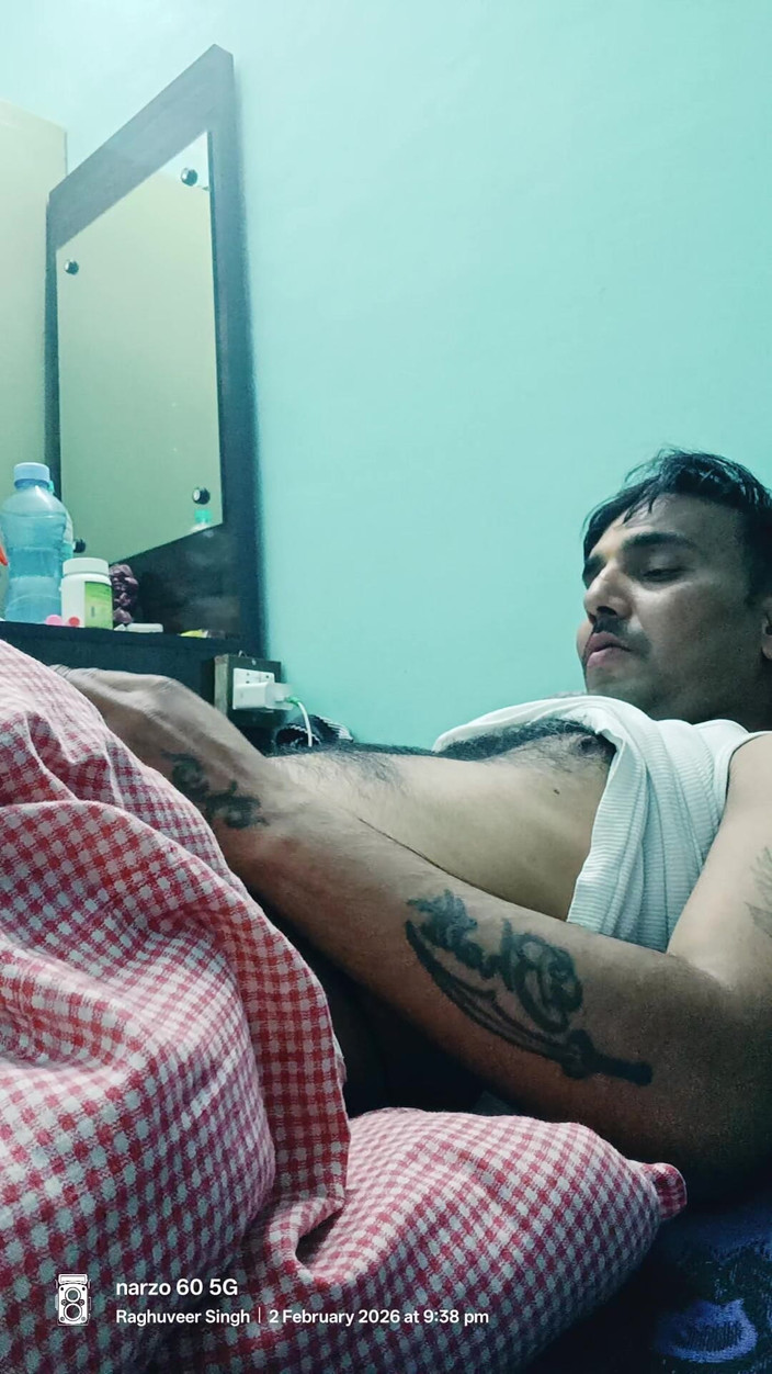 Rajasthani-old-lover: Ofițer homosexual indian