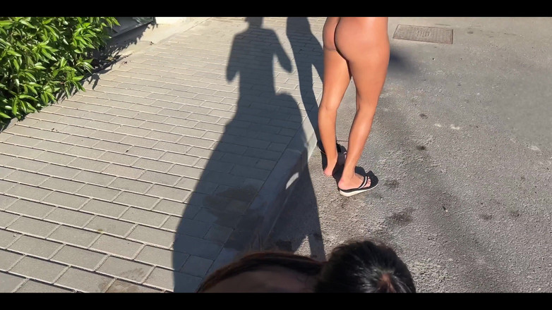 DaringKiara: Latinas sprcha