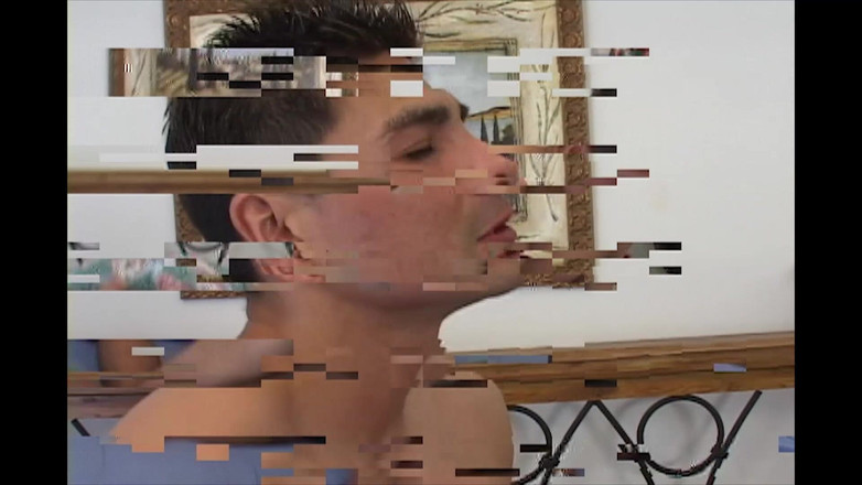 Erotic Planet X: sarışın darbeler ve yutkunmalar