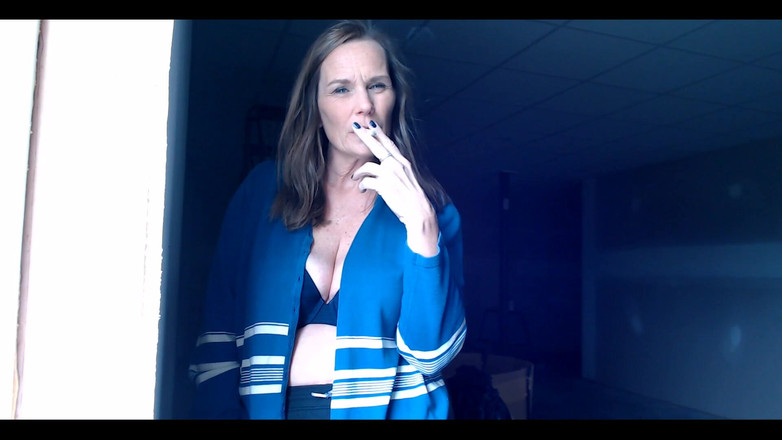 KimitheMilfMommy: JOI Smoking