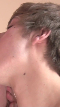 Video esclusivo Senza preservativo: scopa bollente con una coppia gay sexy molto arrapata