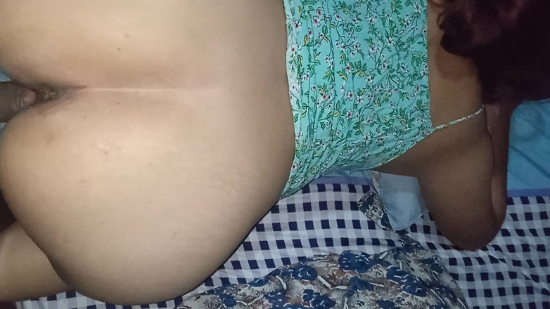 Eatrella j: 隣人はもう純粋ではなく、私は彼女のズボンを下ろして彼女の中に私のチンコを入れました