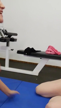 Lauren Phillips en Alix Lovell trainen en komen klaar!