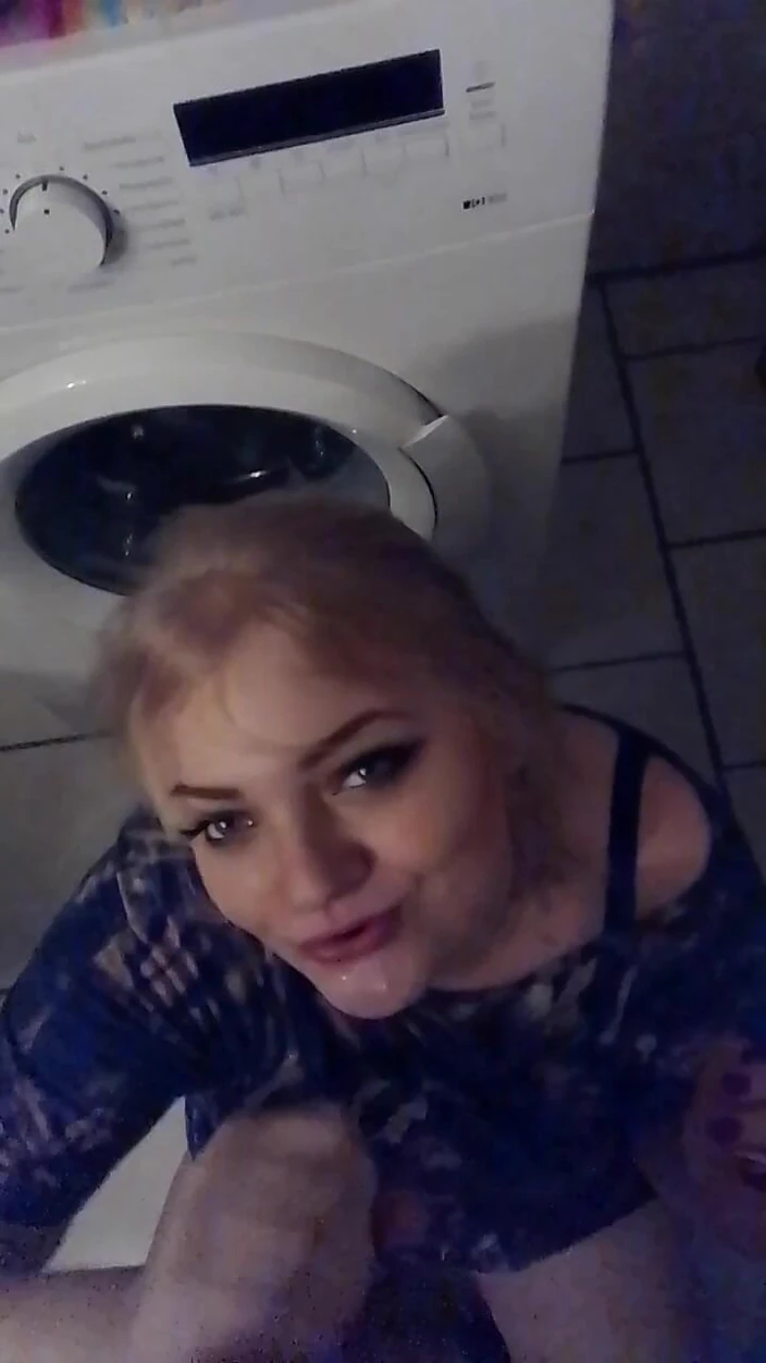 Black dog studio: She Smokes in the Bathroom and Is Then Allowed to...