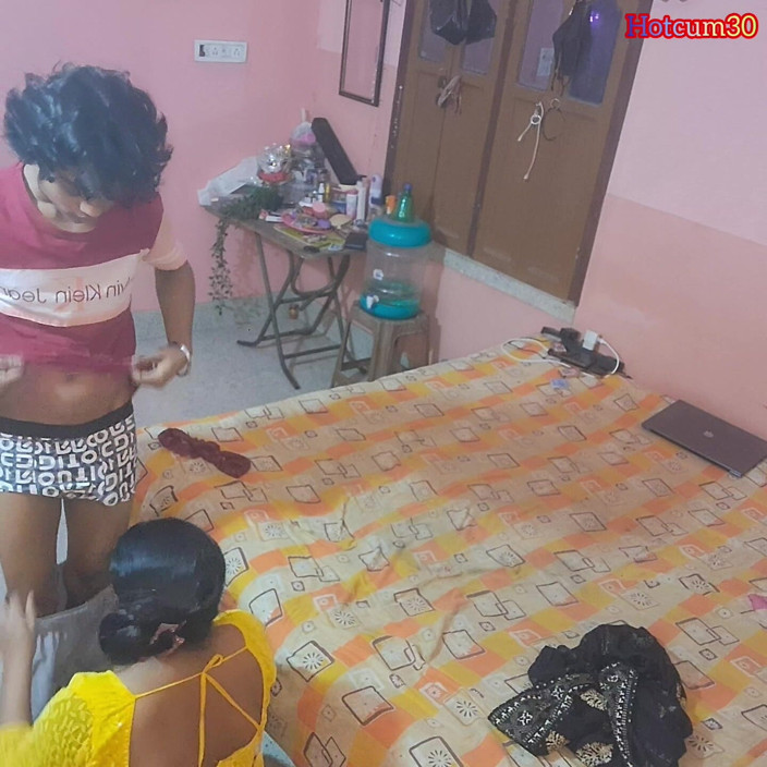 Hotcum30: My Devar Lifted My Saree and Fucked Me. Part 1