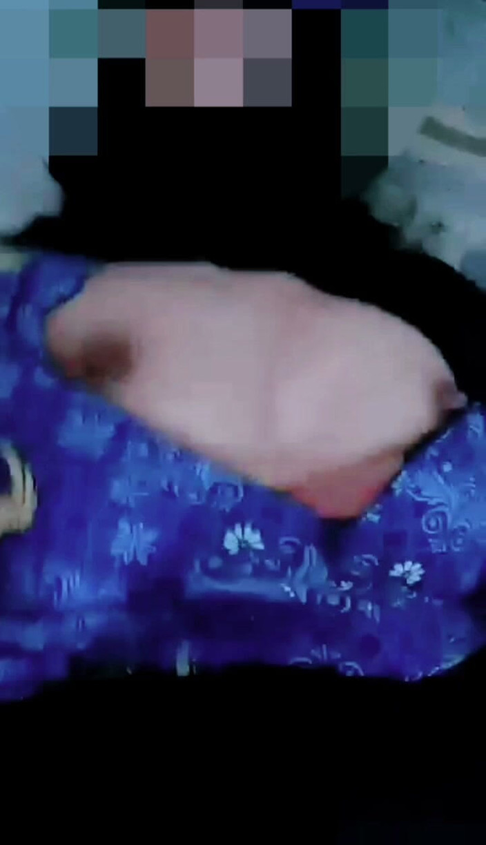 Astriana88: D'angelo betrügt Sie nur um das Geld.
