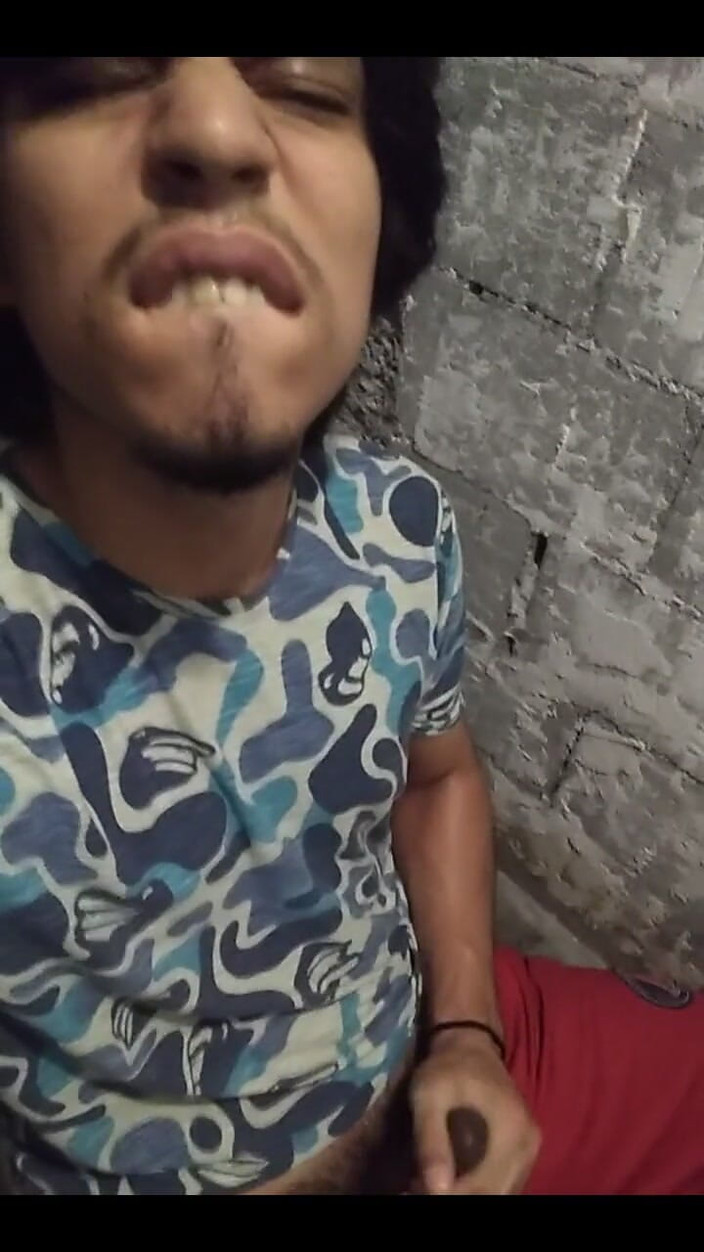 AlexAlejandro13: Chceš ochutnat moje mléko?