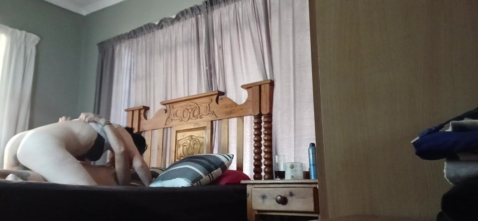 Bigjoefuckalott: Zábava spolubydlícího