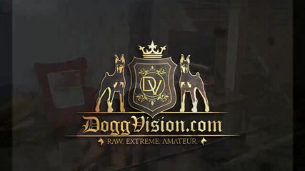 DoggVision: Uctívání zadku hotelové služky z kundičky do pusy