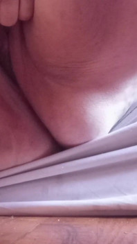Fat Pussy Play