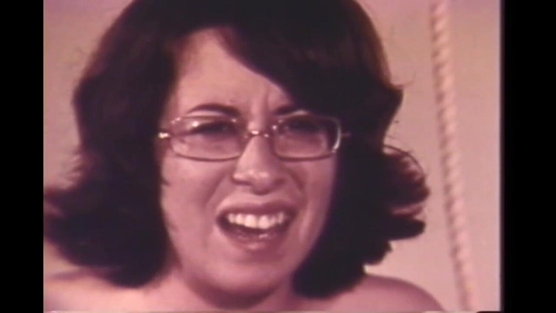 Vintage Usa: Hippies dengan memek berbulu menumpang disetubuhi di rumah
