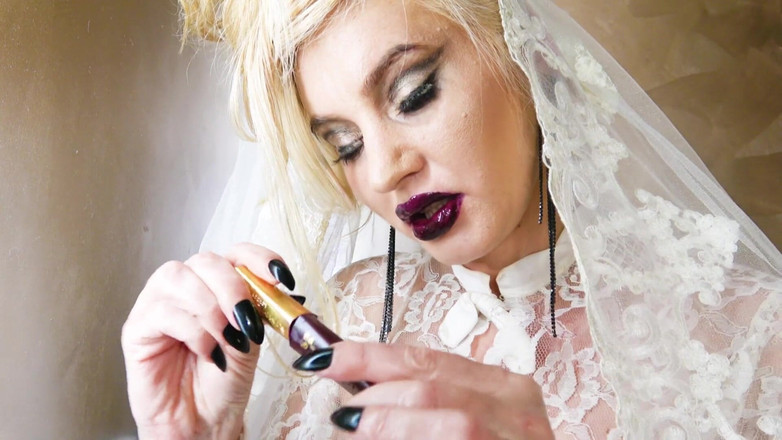 Goddess Celine: Femdom Lipstick Sexkisses