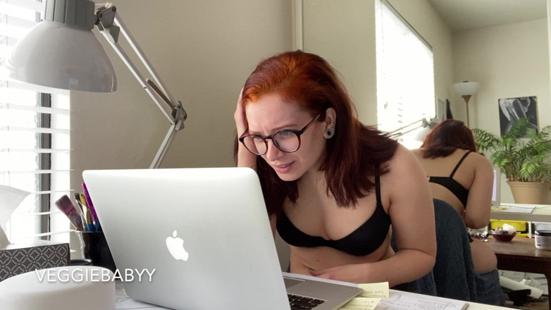 Veggiebabyy: Humillación de polla con frecuencia w feminización