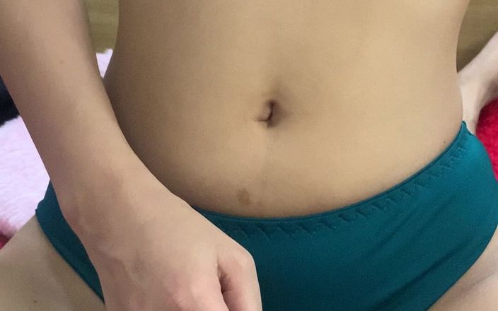Riya mickey: Prosila o více a dal jsem jí všechno