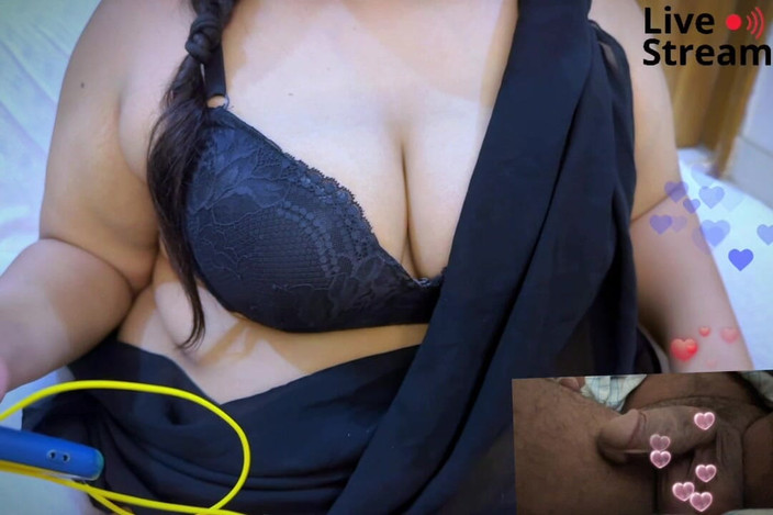 Your Boy's Cum: Indická sexy Mallu Servent live show v šéfově pokoji a ukaž...
