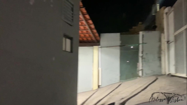 MaikinhoLisboa: Dalam kegelapan balkon dengan ibu tiri saya yang panas, pelacur...