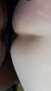Cazzone nero interrazziale creampie