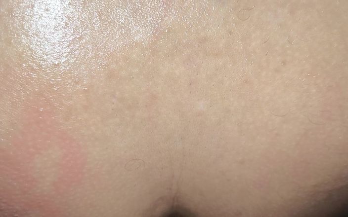 Aminaarab: Ce mec arabe se fait baiser par sa voisine musclée...