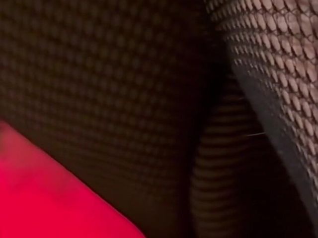 Lola Super Sexi Bitch (Fem Bi)