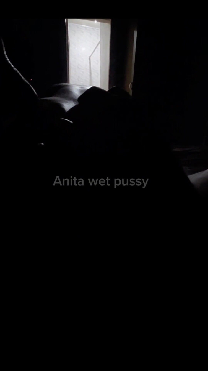 Anita wet pussy: mere hot nagn logon men se kuchh ka sanyojan