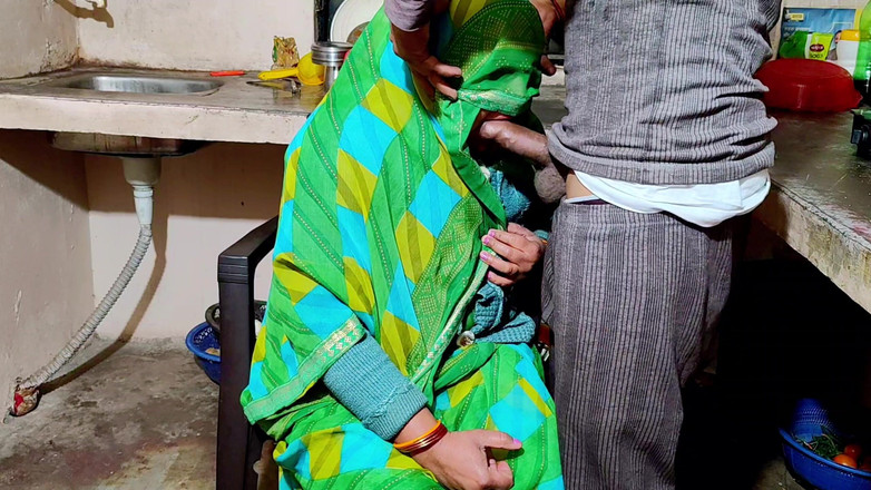 Annubhabhi4: Przyrodni brat sąsiada rozerżnąć moją cipkę