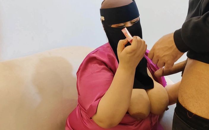 Oshin ahmad: मिस्र-अरब-शर्मोटा का सऊदी सेक्स उसके प्रेमी द्वारा उसकी गांड चोद रहा है