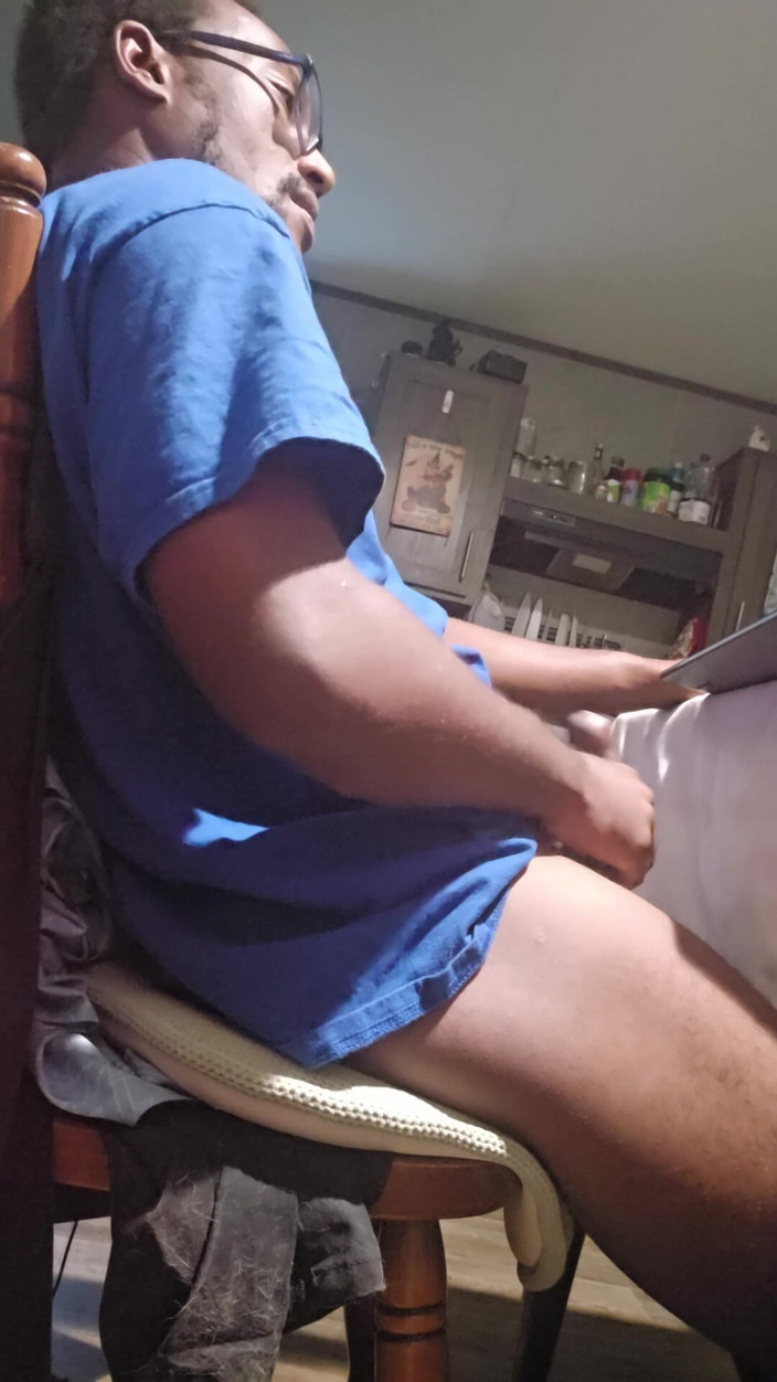 Selsensei: Masturbando na cozinha