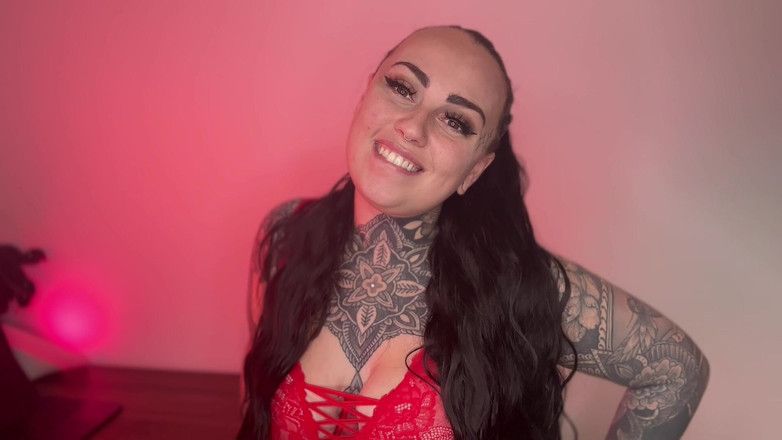 Miss Valentina: Go Gay için teşvik ediliyor