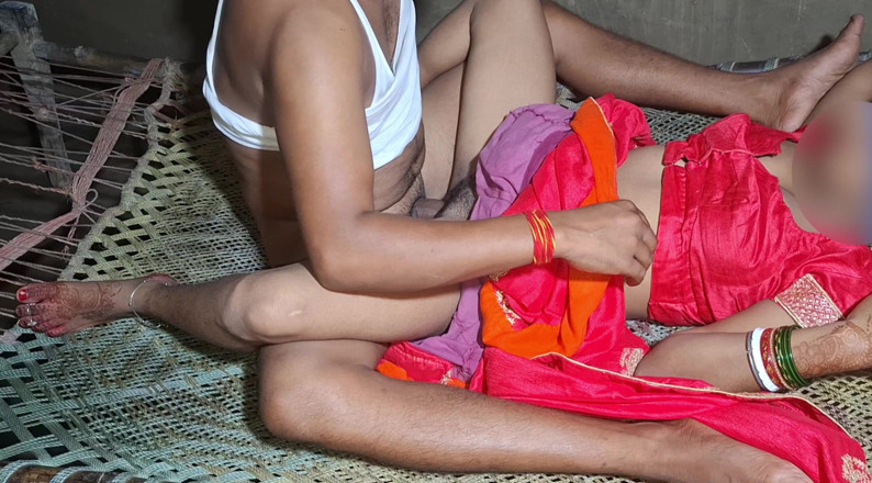 Sumaj: Indische desi-tante nahaufnahme muschi ficken in heißem sari