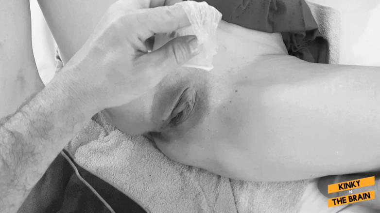 Kinky N the Brain: 그녀의 정액 창녀를 만드는 방법 101