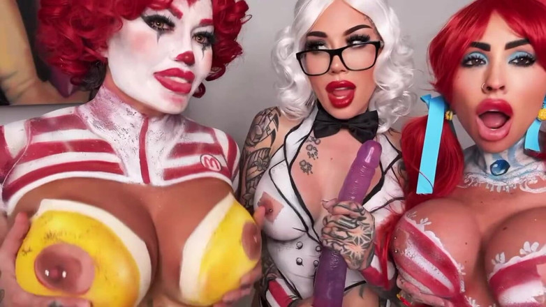 Lacey Jayne Official: Halloween Dildo JOI with Friends