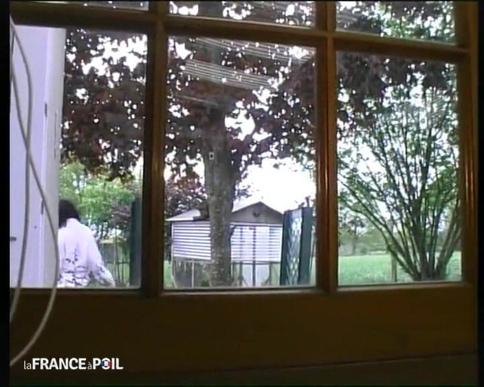 French Gonzo: ¡El abuelo pervertido está organizando un triolismo con un amigo!