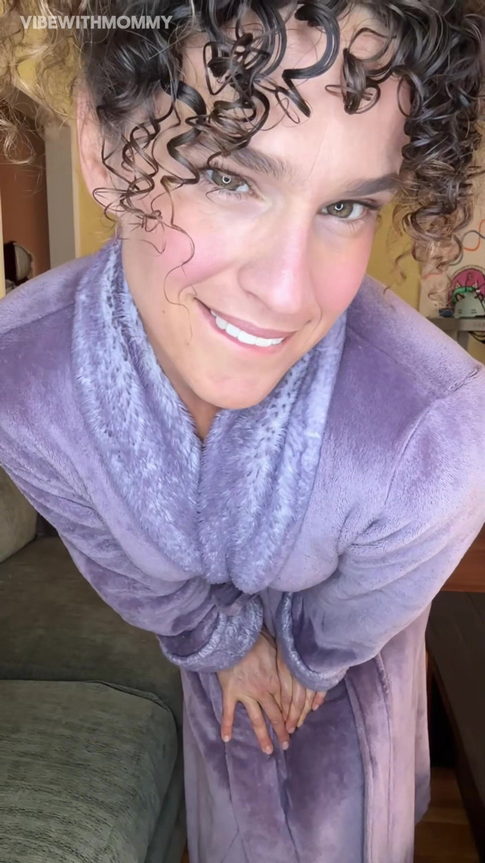 VibeWithMommy: Omg You Just Caught Me Masturbating