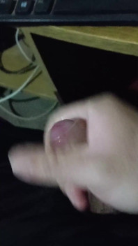 Anni video masturbandomi corto