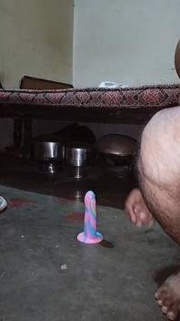 Šukej můj zadek do díry