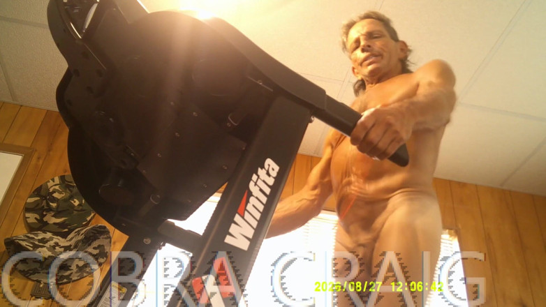 COBRA CRAIG: 8-27-2026 Cobra Treads dan Berbicara Bakatnya di banyak bidang, dan...