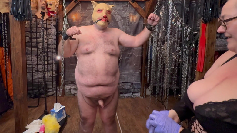 Aaexperiencesltd: Parte 3:- Il maialino di Satana è tornato in città per un...