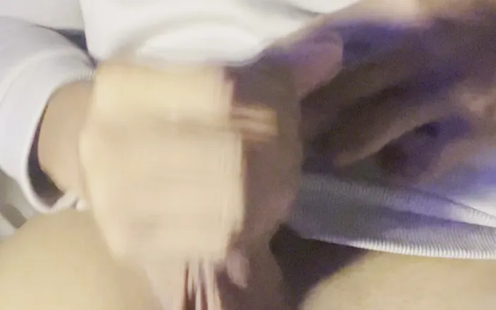 Solo shots: Solo Night Jerk off - Watching Porn
