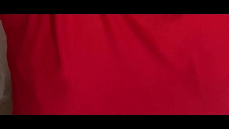 MadisonCD2025: Sezy Crossdresser em Lingerie e meias e saltos fode uma...