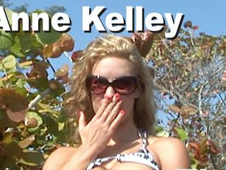 Edge Interactive Publishing: Anne Kelley flashes tits on boardwalk