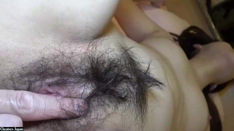 Jap Porn Project: Pare timid. Nu e.