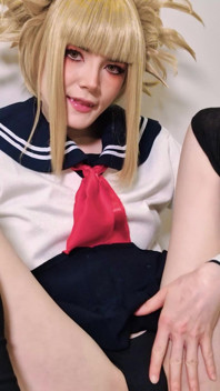 Predator Himiko Toga Is in Search of Prey, but No One Minds if the Prey Comes to Her