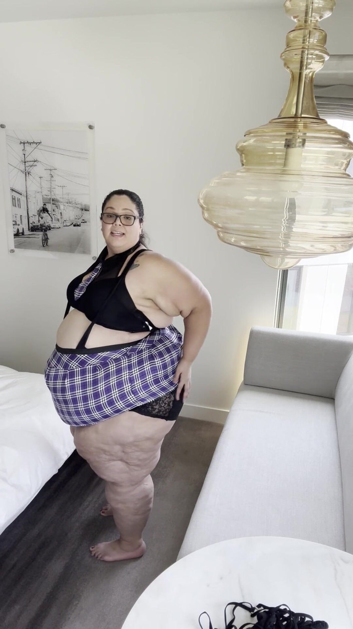 Plump Paradise: Tombul cenneti: otel elbisesi ve sıkma