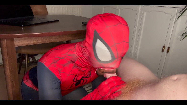 MilesHenryXXX: Biraz kızıl boğaz için her zaman iyidir