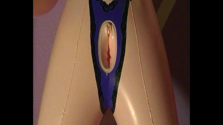 Mark Hannes: Sexdoll操逼手淫大量精子