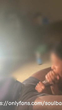 वे हमेशा कहते हैं कि बोनट हेड अलग-अलग मारता है। इसे आजमाना पड़ा और मुझे यकीन है कि इस अतिरिक्त बड़े लंड से त्वचा को चूसना पड़ा