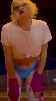 Sissy CD transeksual awam jalang